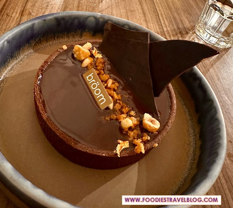 Hazelnut Chocolate Tart