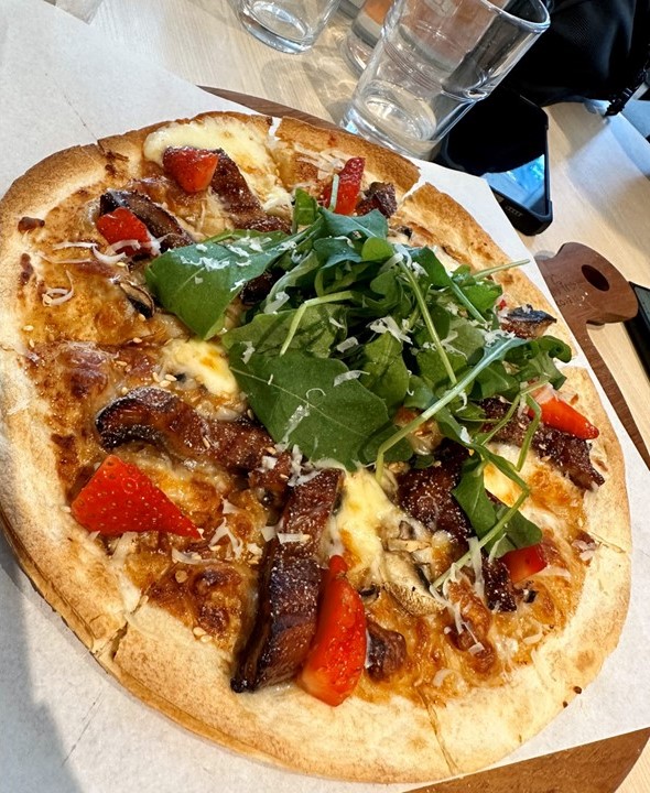 Japanese Grilled Eel with Strawberry Pizza