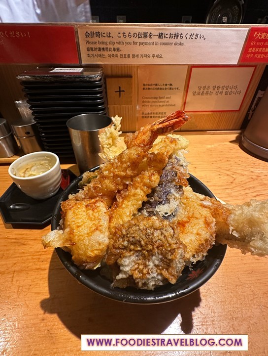 A bowl of Tempura at Tendon, Ginza, Tokyo