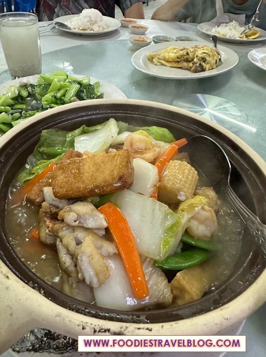 Seafood Claypot Noodles at KK Beaufort Restoran, Kota Kinabalu