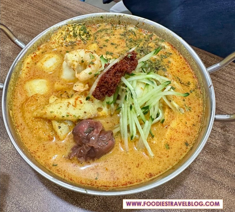 Nyonya Laksa at Lwee Poh Piah, Melaka