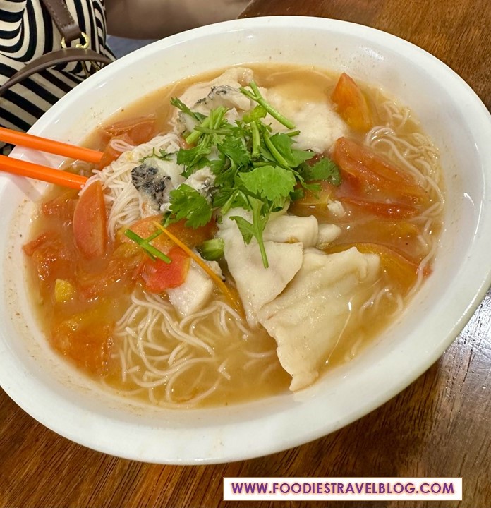 Classic Tomato Broth Noodles in Big Three Fish Noodles, Sandakan