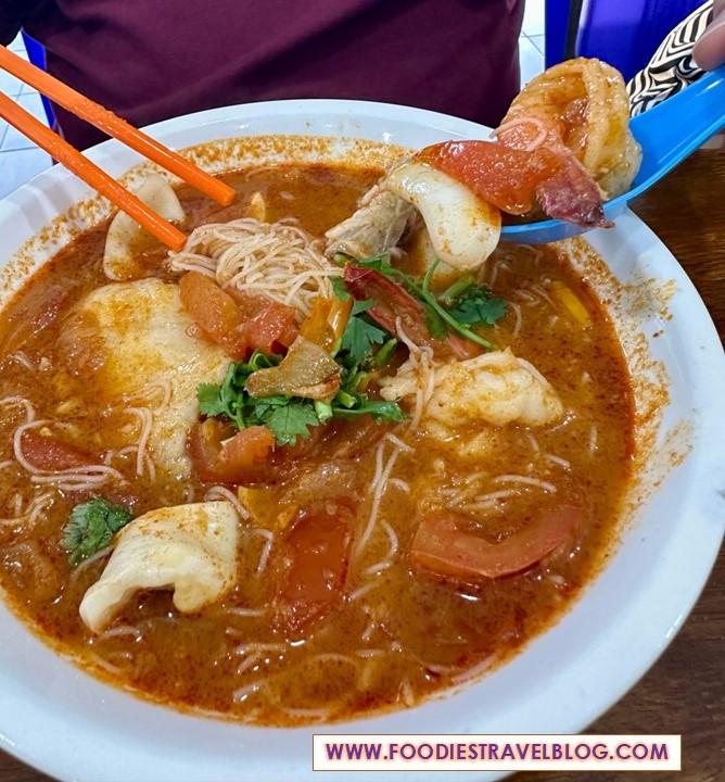 Tom Yum Fish Noodles in Big Three Fish Noodles, Sandakan