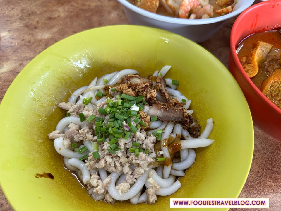 Dry Loh Shu Fun at Kedai Makan Kong Teck, Sandakan