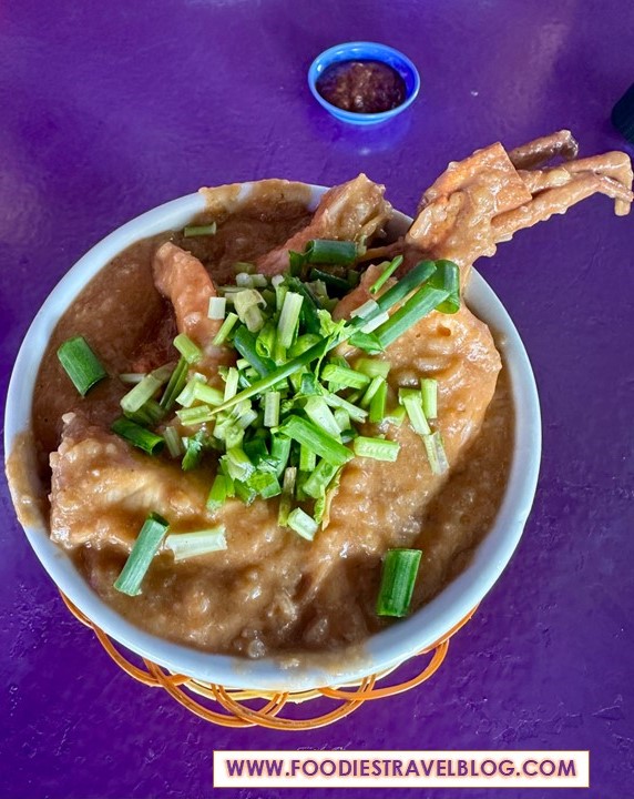 Seafood Porridge in Restaurant Seafood Sim Sim 88, Sandakan