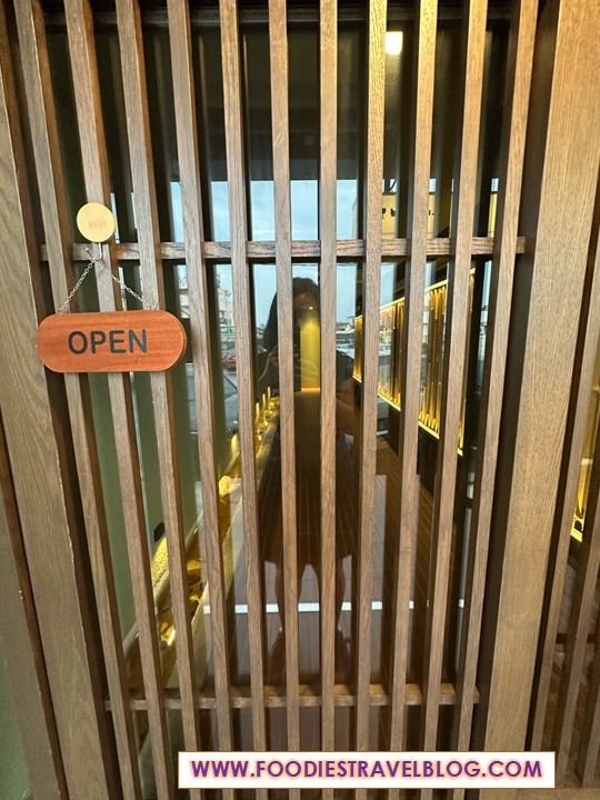 Entrance to Tobon Izakaya, PJ